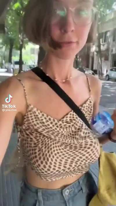 Effortlessly bouncing