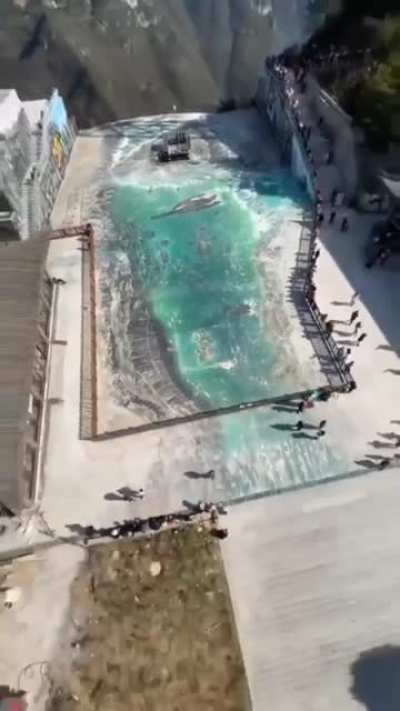 Giant swing ride tested off 700m cliff