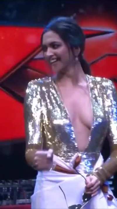 Deepika Padukone - That&rsquo;s how she does it🔥