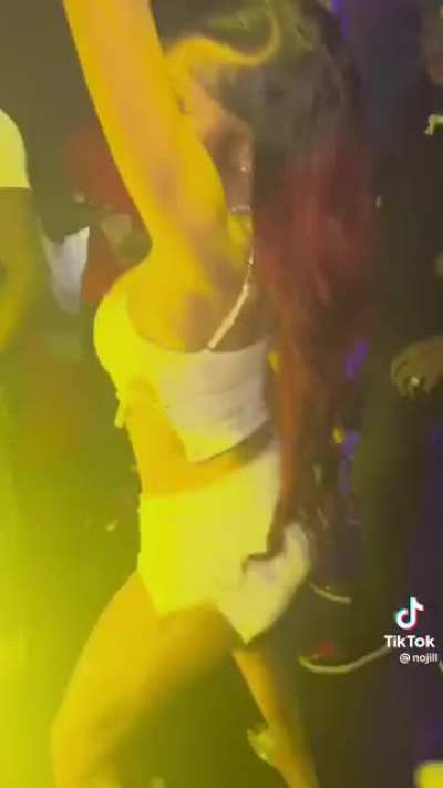GYATT THAT ASS🍑