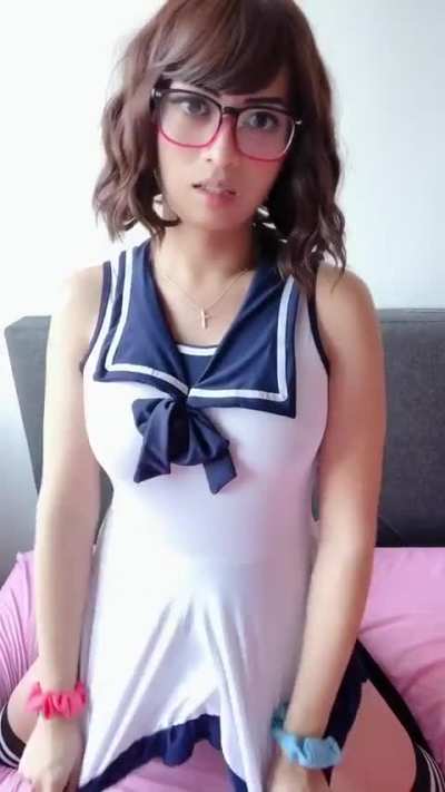 Horny Nerd Tranny