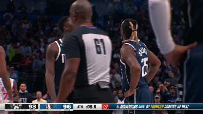 [Highlight] Kevin Durant who has made 61 consecutive threes is fouled down 3