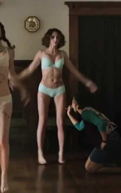 Emily Rudd 