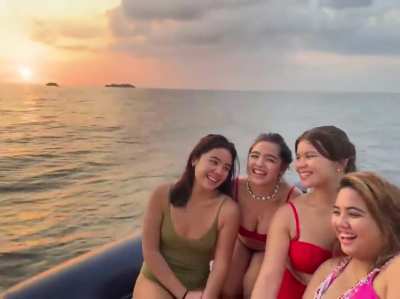 Andrea Brillantes with friends