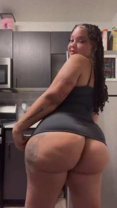 😳