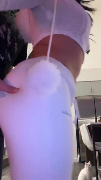 My brother&rsquo;s straight friend asked me to fuck him add my Snapchat premium to get the video &amp;amp; more | Bundle dropboxes (150 videos ) for just $60 available !!