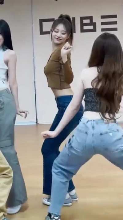TZUYU ft shuhua
