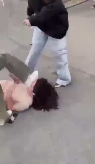 Girl gets stomped out for raping a lil boy