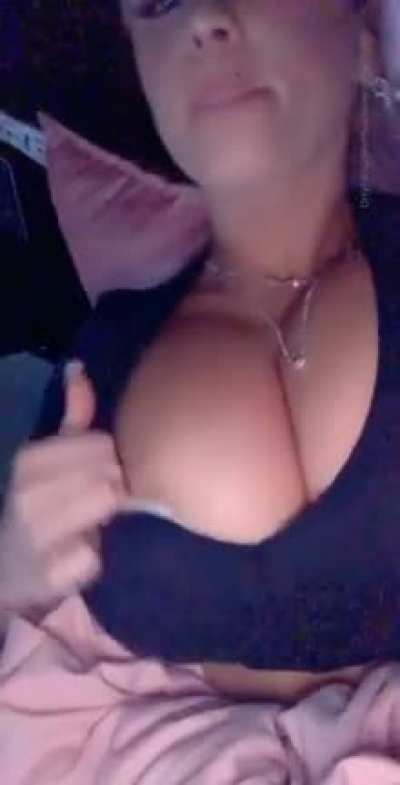 AllAmericanBadGirl (Amy Jackson Mega) Link in the comments