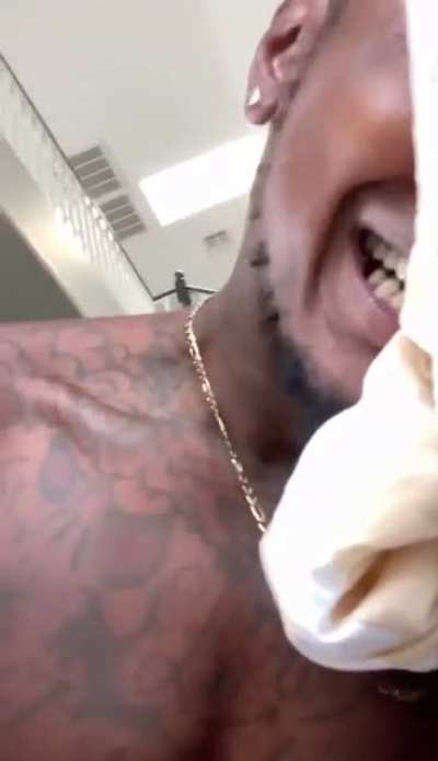 When Bruce doesn&rsquo;t stream for 2 days😭