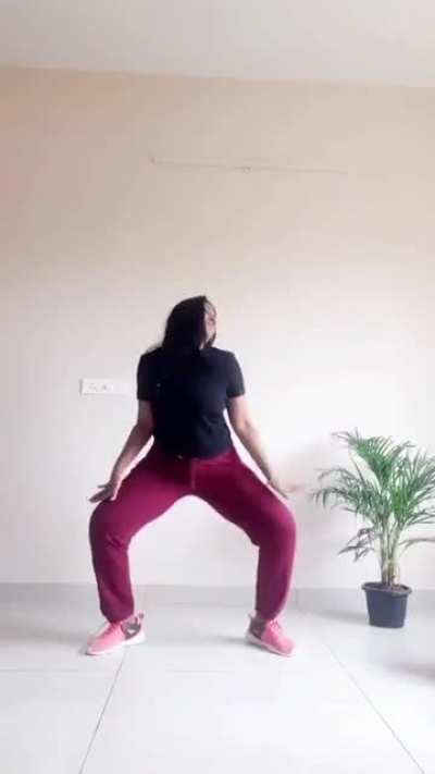 tl: what's the reason to dance and twerk so bad?