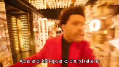Title apne app ko dhund raha hai