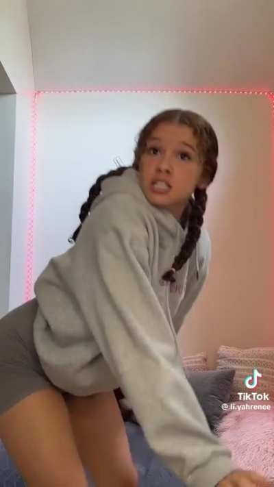 👀