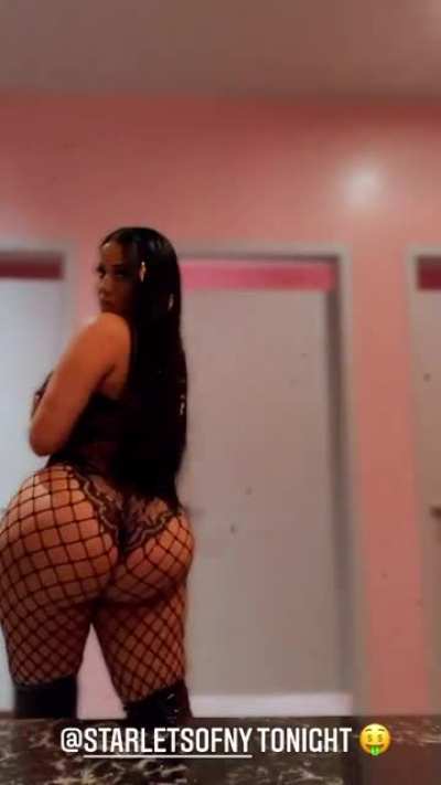 🖤🍑