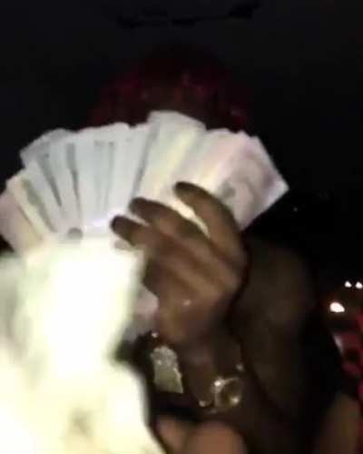 Hold this Carti