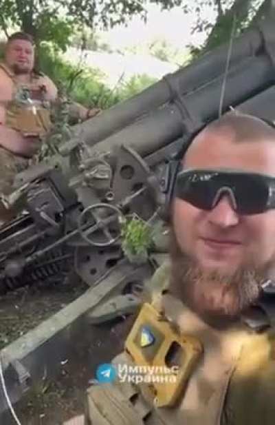 Most non-credible redneck Ukrainian artillery crew&hellip; and I&rsquo;m 100% here for it.