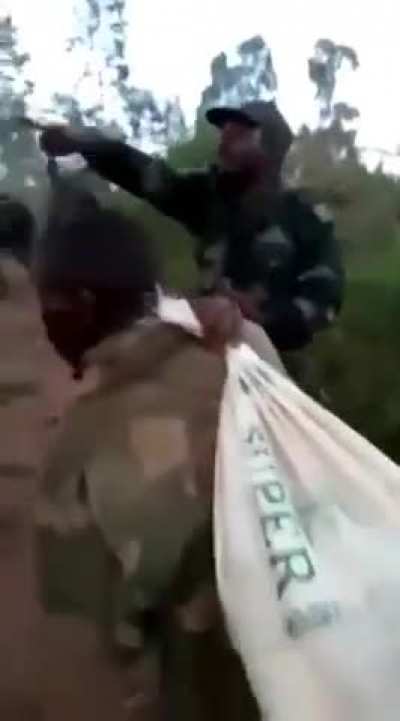 Congolese soldiers advancing on M23 rebels