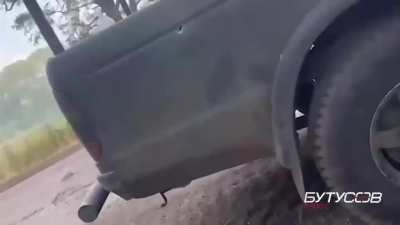 Yuri Butusov published a video of the wounding of the leader of the Gonor organization, Sergei Filimonov. Butusov claims that about 40 Gradov missiles were fired at them. Filimonov received 12 shrapnel wounds, after which he and other wounded were given f