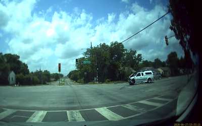 Got a bad feeling when I saw the white truck not slowing down, so I didn&rsquo;t move.