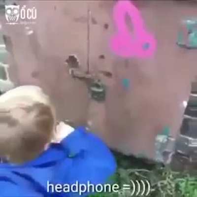 Headphone
