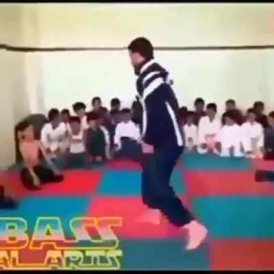 timur b&uuml;y&uuml;k adamdı