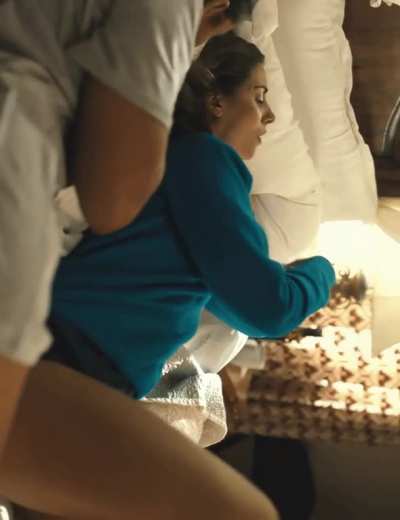 Alison Brie - Wait for it