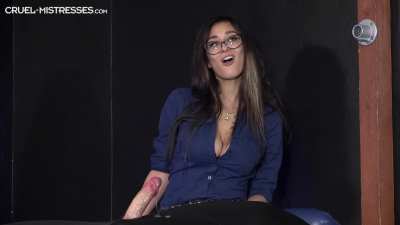 full video pls ? her name is Darcia Lee