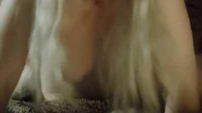 Emilia Clarke Zoom/Jiggle