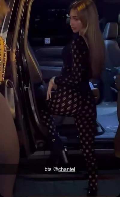 I wonder if she&rsquo;s gonna post those pics
