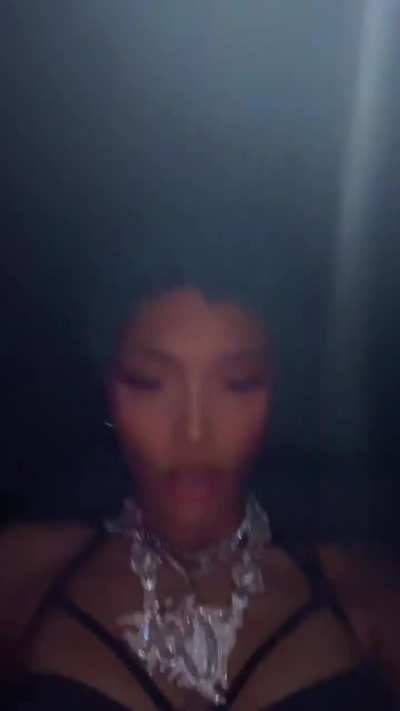 she so sexy😩