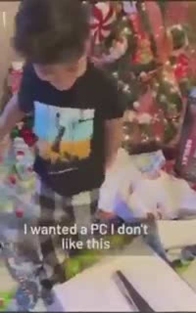 spoiled brat!!! Man i literally never in my life got a PS T_T