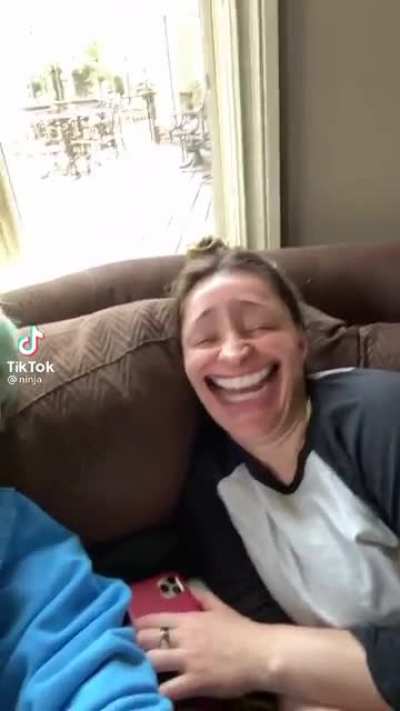 Ninja is using now Tiktok. Oh no&hellip;
