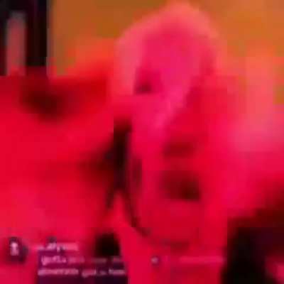 😳