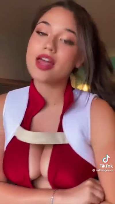 Paint her face and tits completely white with cum