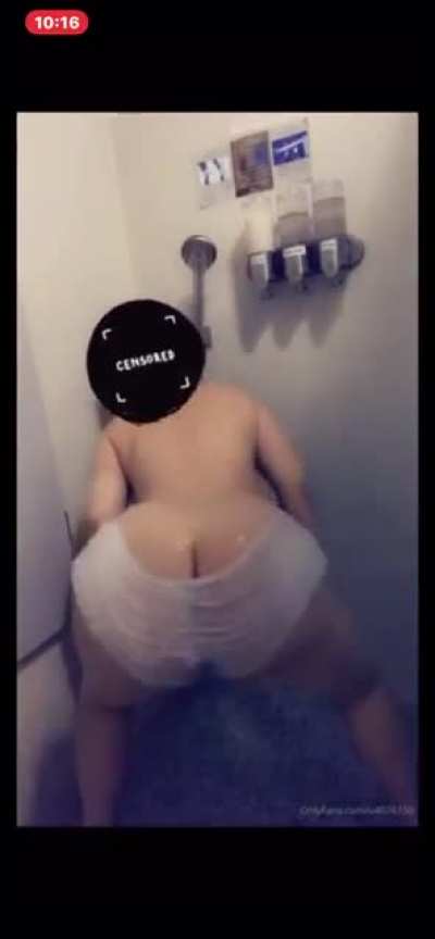 AU