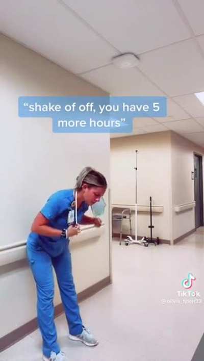 &laquo; Lost a patient today &raquo; let me setup my camera real quick for some TikTok views.