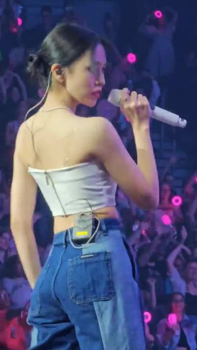 230914 Mina