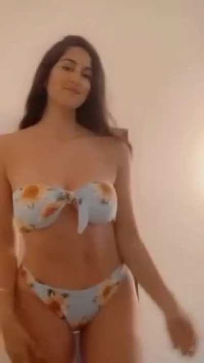 🔥🥵Extremely Beautiful Pakistani Wife Cheating With Husband And Giving Blowjob To Her Husband's BOSS & FU©K!NG HARD