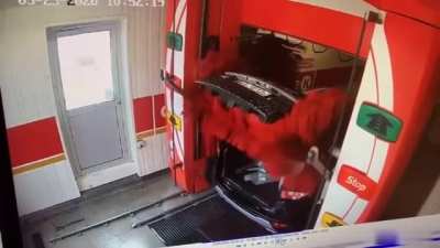 This guy almost found a cheap way to shampoo his carpets... almost.