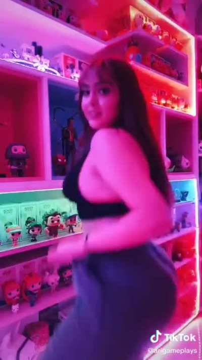 AriGamePlays