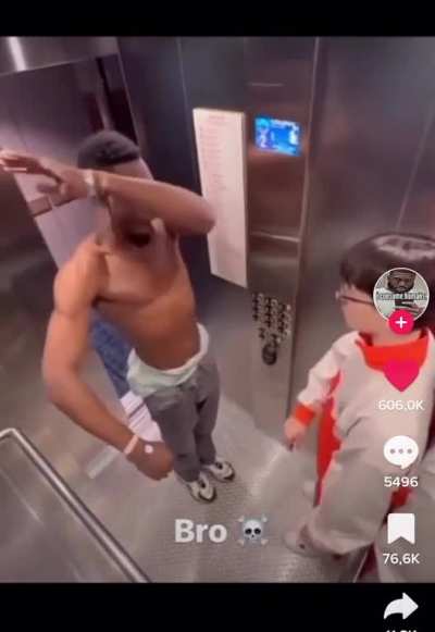 Bro wtf 😂😭