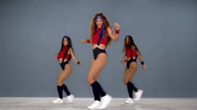 Shakira &ndash; GIRL LIKE ME HD