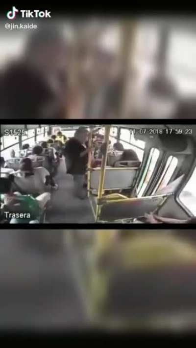 Vol&oacute; a.la concha de la lora