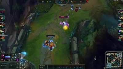 My toplaner died lvl 1 and teleported back to lane ...without TP.