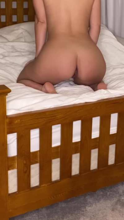 An old perv should eat my little pussy from behind ;)