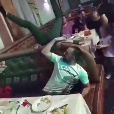 Обычный семейный ужин