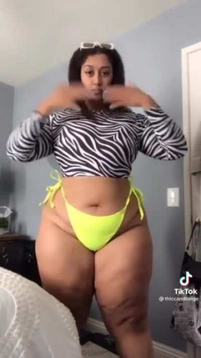 Thiccandbeige