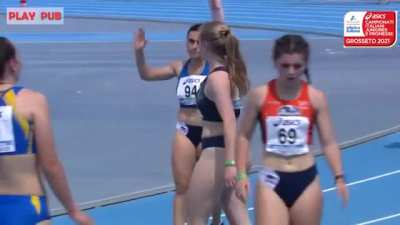 Give her the gold!