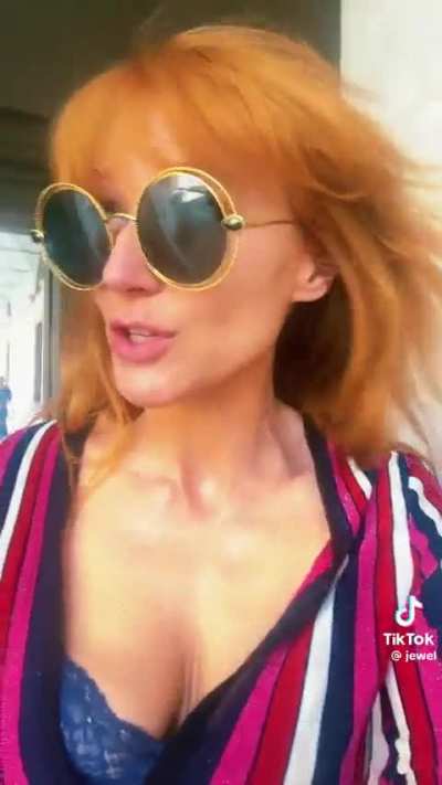 Jewel Kilcher