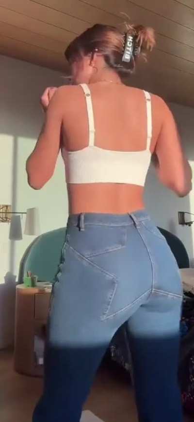 xochitl gomez